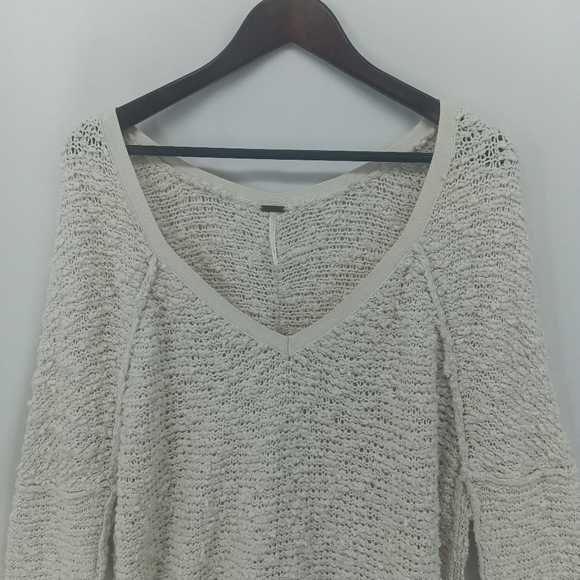 Free People Songbird Chunky Popcorn Bouclé Loose Knit Sweater White Size Large - Picture 3 of 10